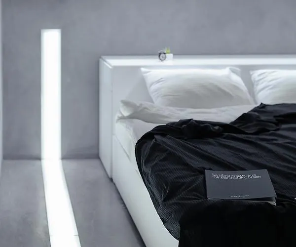 Sea And Sky Apartment Odessa