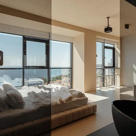 Apartment Sea And Sky