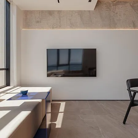 Sea And Sky Apartment