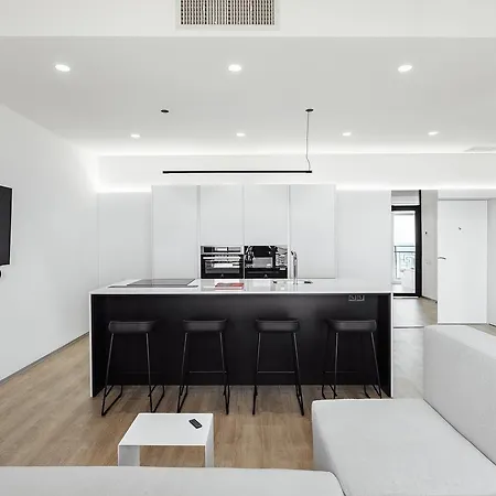 Sea And Sky Apartment